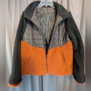 NWOT Women's Black and Brown Sherpa Jacket Sz. L